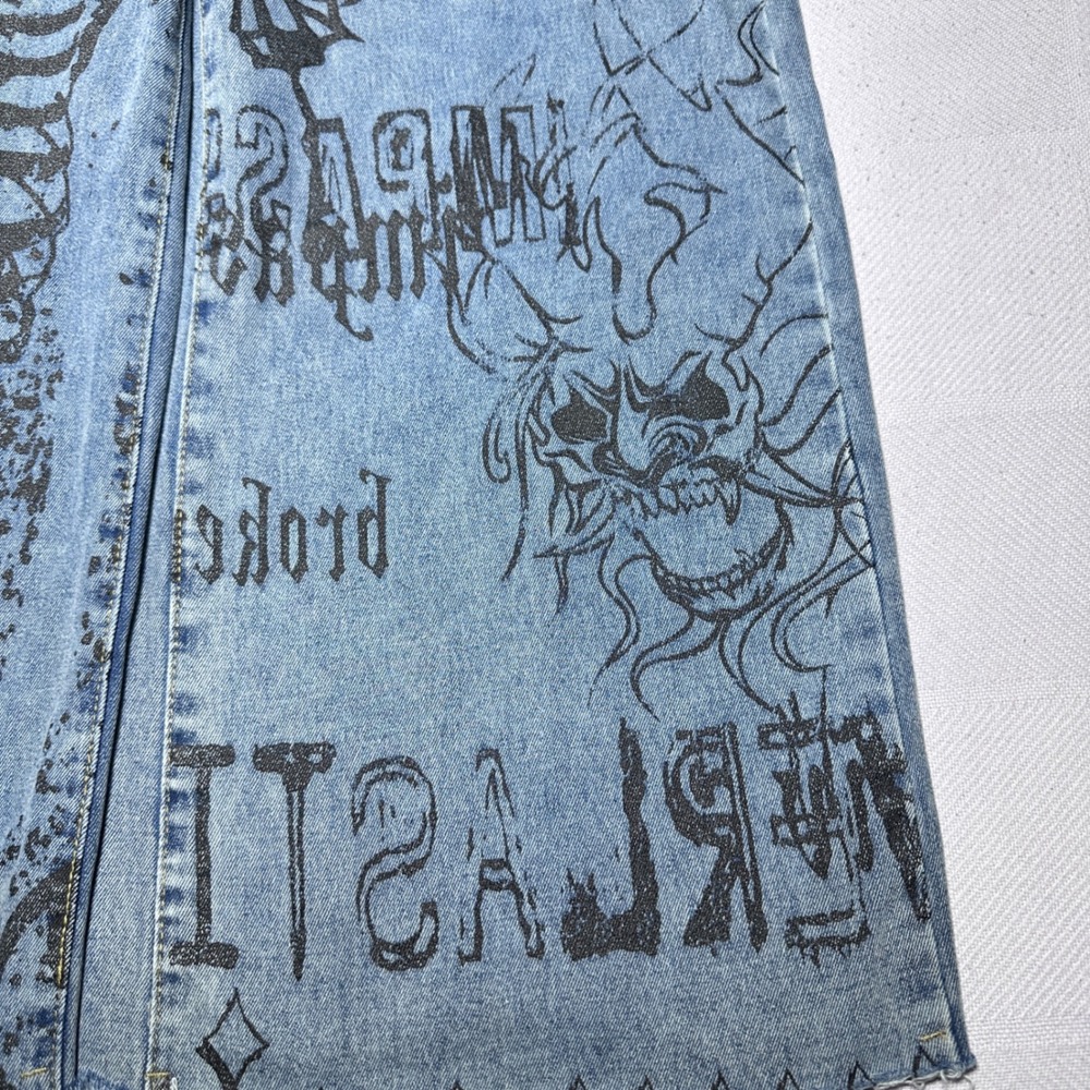 Romwe Wide Leg Jeans Womens Medium 6 Skeleton Skull Oni Demon Print Blue Denim - Picture 3 of 15
